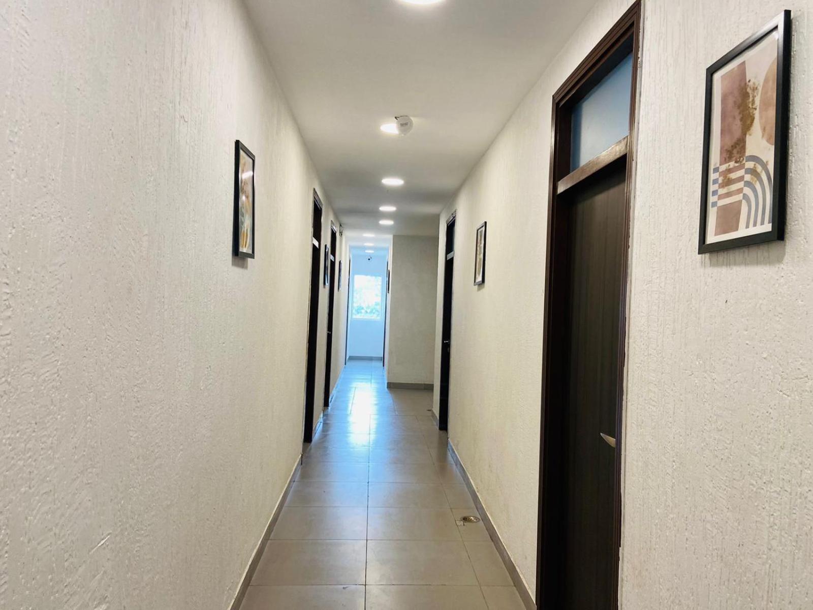 Хостел Abuzz Oxfordcaps Imperial Heights Mussoorie Дехрадун Экстерьер фото